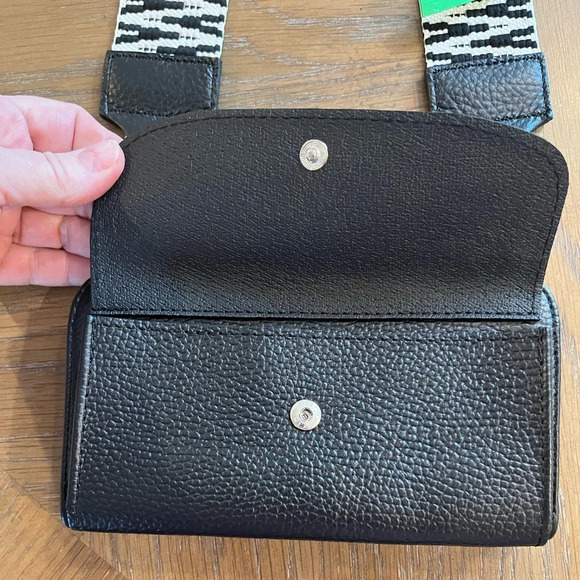 Vera Pelle Crossbody Bag - Picture 11 of 16